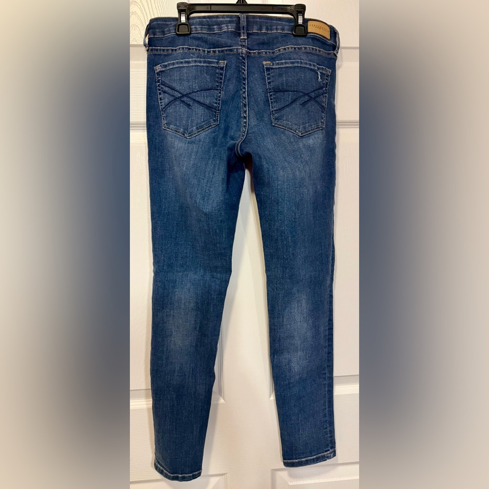 Aeropostale Size 6 Reg Skinny Jeggings Dark Wash Distressed Stretch - Picture 7 of 15